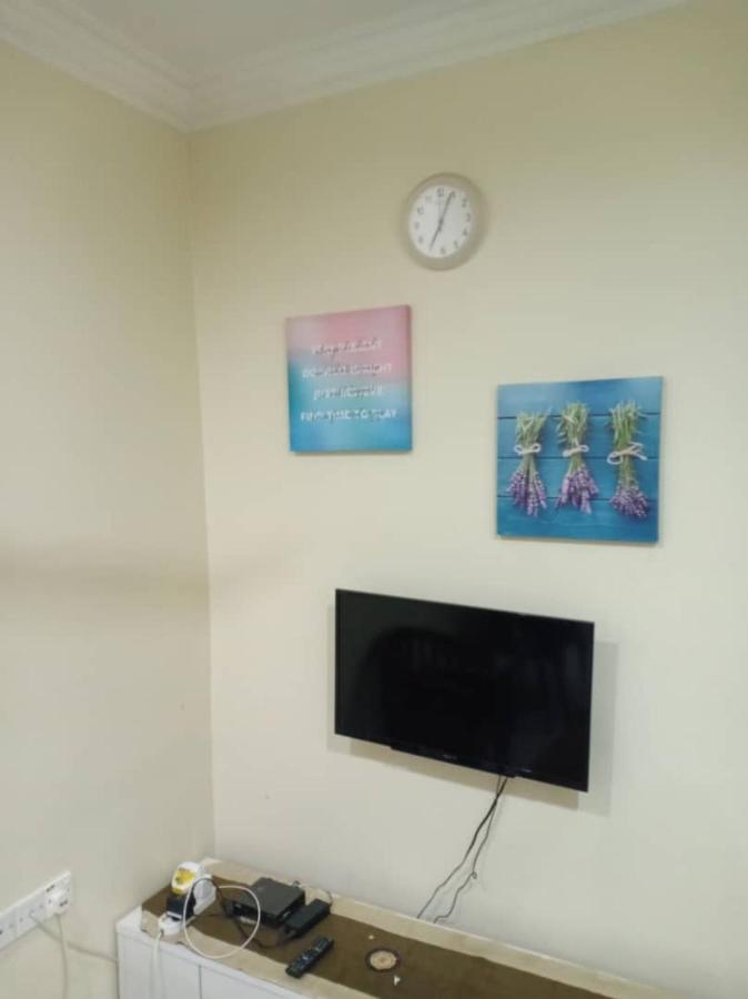 Kh Homestay Comfy N Calm Seri Manjung Dış mekan fotoğraf