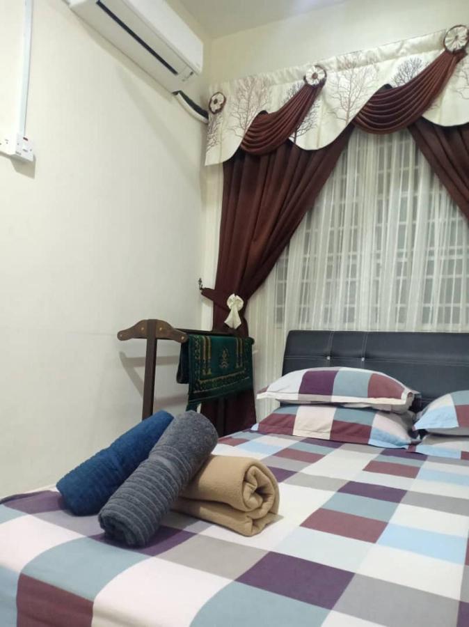 Kh Homestay Comfy N Calm Seri Manjung Dış mekan fotoğraf