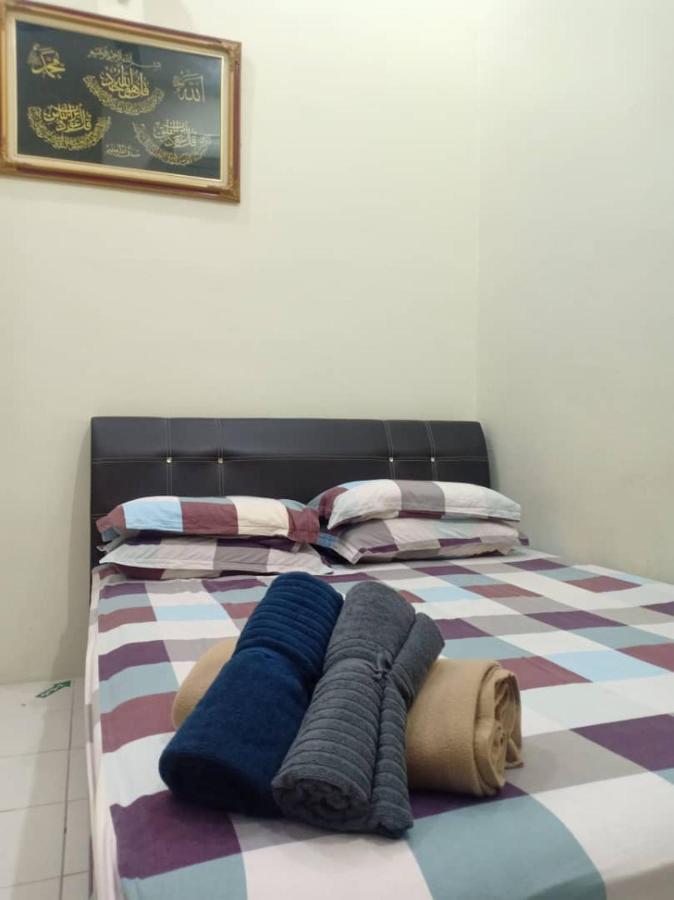 Kh Homestay Comfy N Calm Seri Manjung Dış mekan fotoğraf